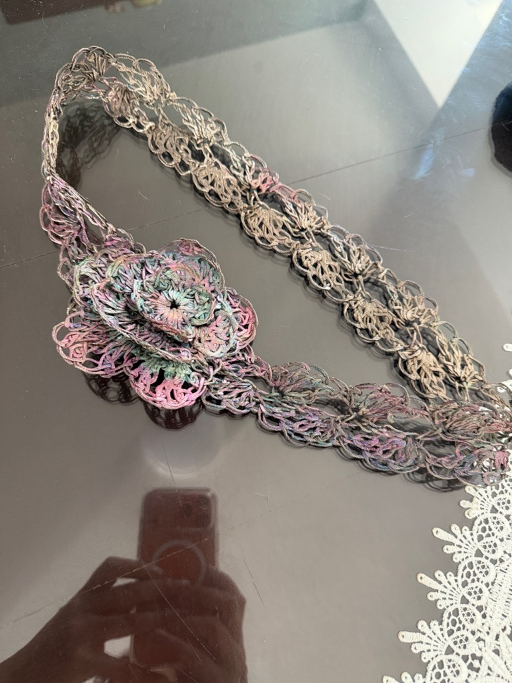 VTG Handcrafted Iridescent Multicolor wire Crochet belt with Flower Accent
